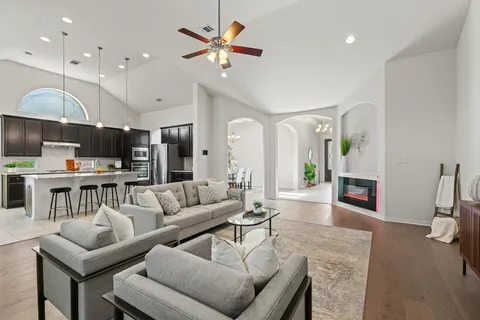 $499,000 | 3213 Falconers Way, Pflugerville, TX 78660