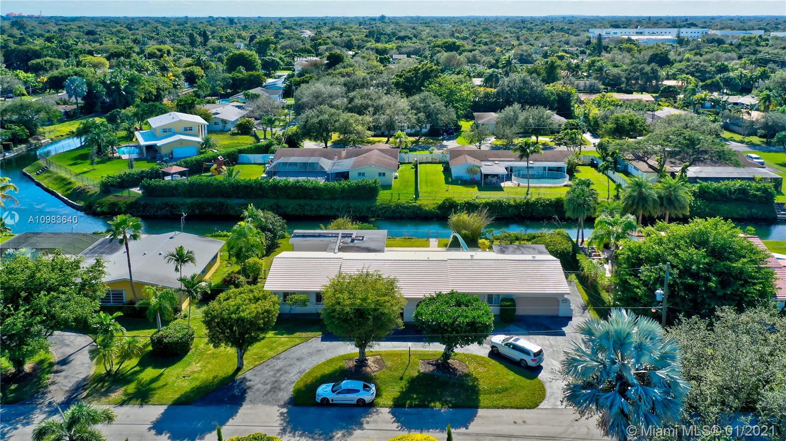 7330 Southwest 113th Street Pinecrest, FL 33156 - Photo 27 of 29