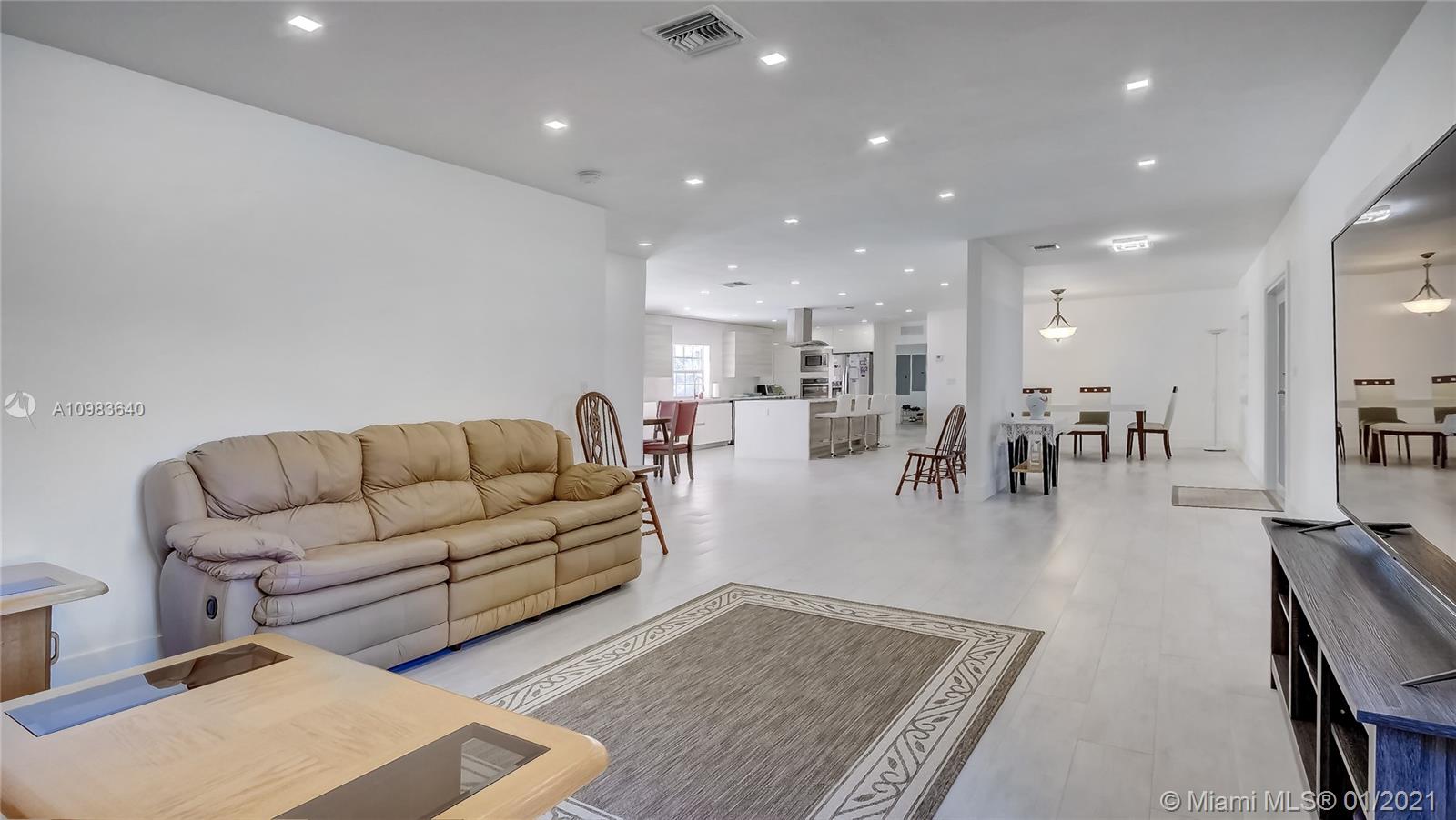 7330 Southwest 113th Street Pinecrest, FL 33156 - Photo 8 of 29