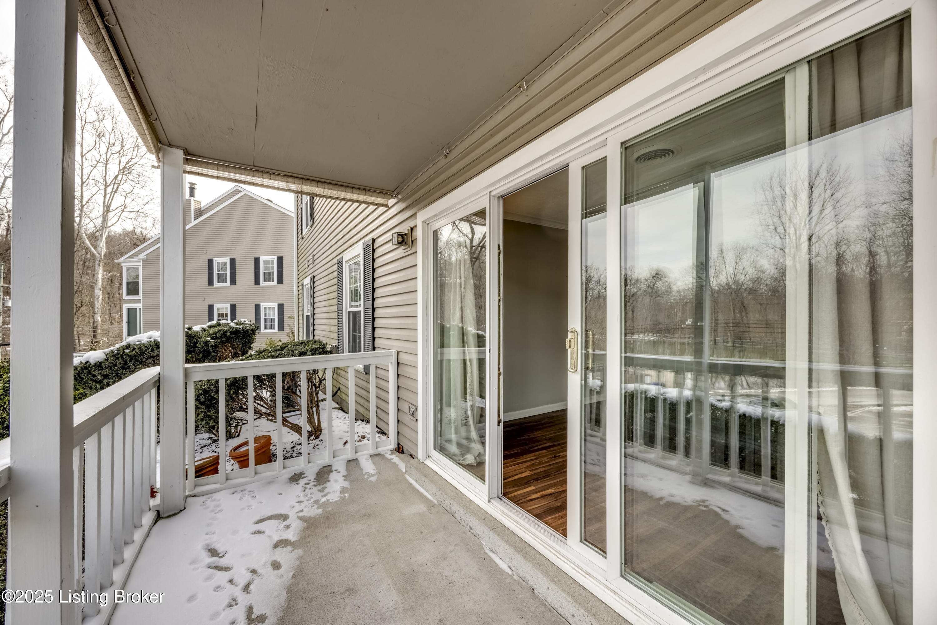 410 Mockingbird Valley Road, Unit 1 Louisville, KY 40207 - Photo 39 of 39 2Y0A5703-A