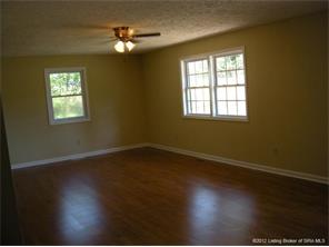 305 Pine Road Henryville, IN 47126 - Photo 7 of 10 Gallery Image 7