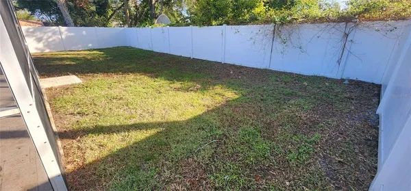 $3,100 | 8211 7th Street North, St. Petersburg, FL 33702
