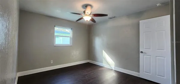 $3,100 | 8211 7th Street North, St. Petersburg, FL 33702