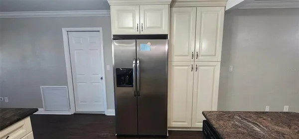 $3,100 | 8211 7th Street North, St. Petersburg, FL 33702