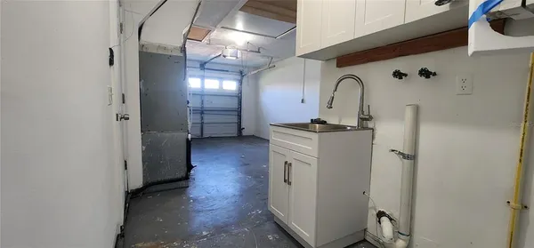 $3,100 | 8211 7th Street North, St. Petersburg, FL 33702