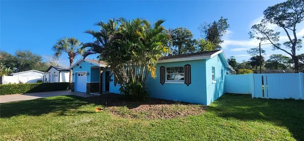 $3,100 | 8211 7th Street North, St. Petersburg, FL 33702