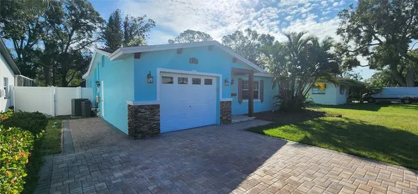 $3,100 | 8211 7th Street North, St. Petersburg, FL 33702