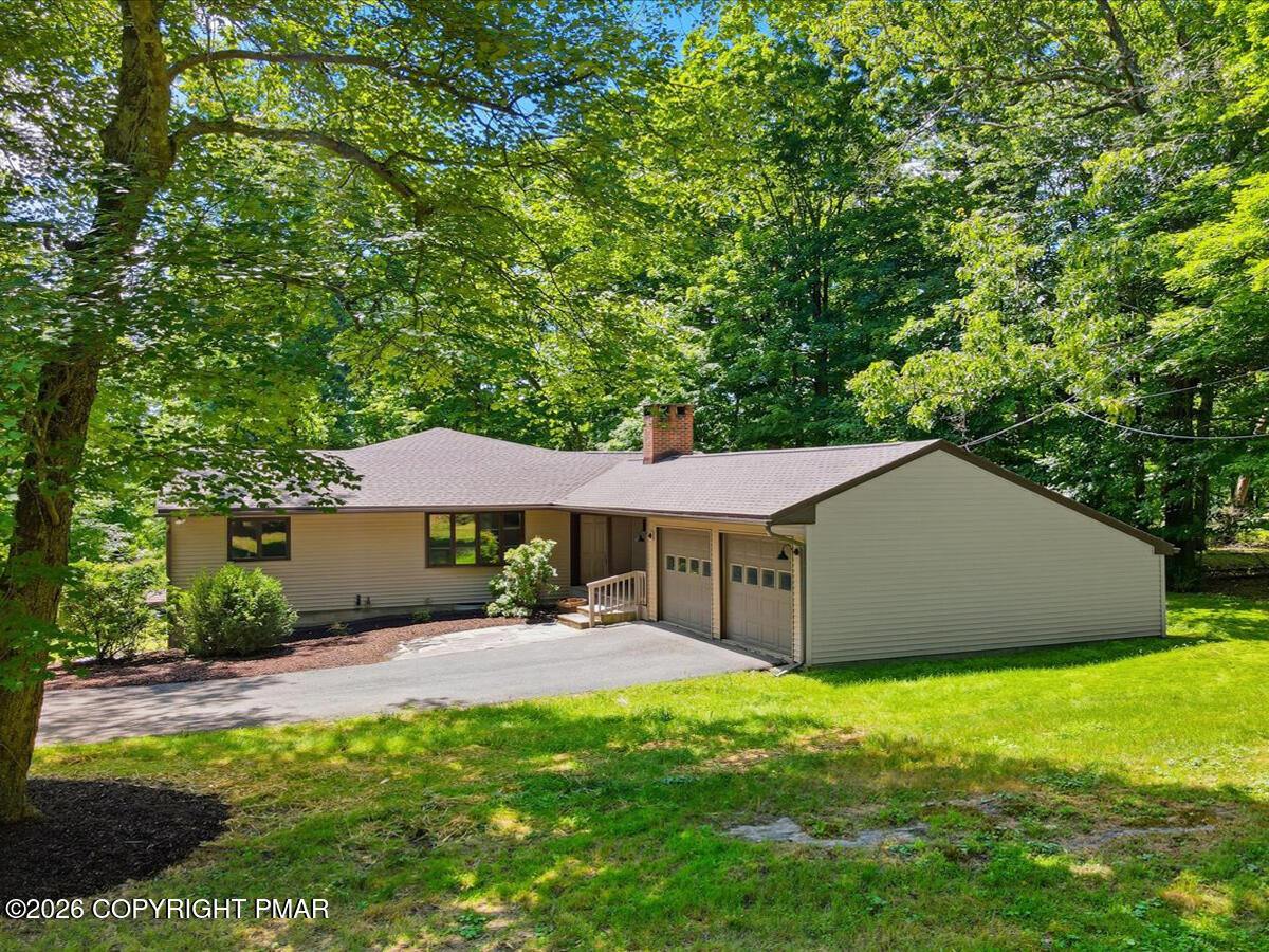 307 Foxglove Road Stroudsburg, PA 18360 - Photo 35 of 41 Front Of Home