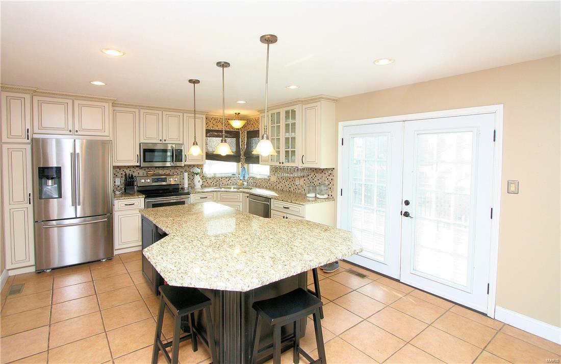 1880 Smizer Mill Road Fenton, MO 63026 - Photo 11 of 47 Gallery Image 11