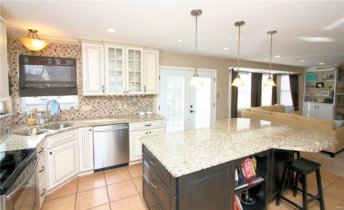 1880 Smizer Mill Road Fenton, MO 63026 - Photo 12 of 47 Gallery Image 12