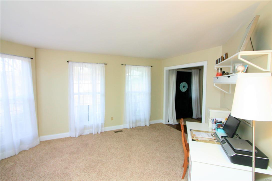 1880 Smizer Mill Road Fenton, MO 63026 - Photo 8 of 47 Gallery Image 8