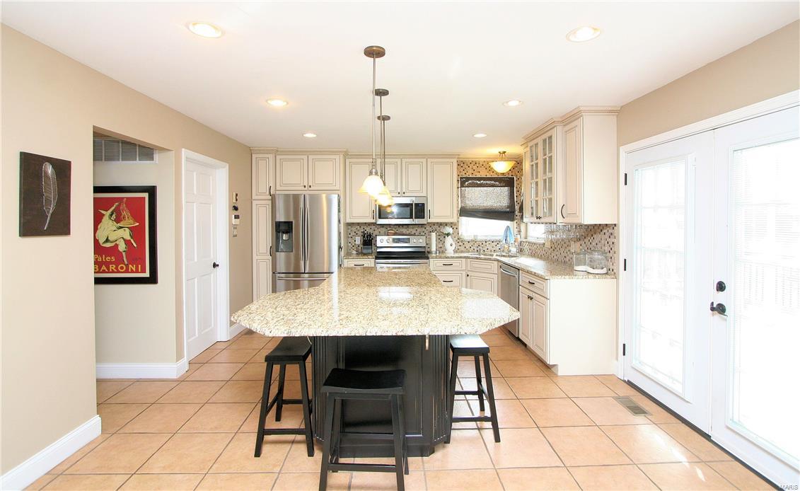 1880 Smizer Mill Road Fenton, MO 63026 - Photo 10 of 47 Gallery Image 10