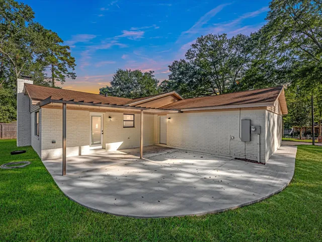 $285,000 | 9096 North Comanche Circle, Willis, TX 77378