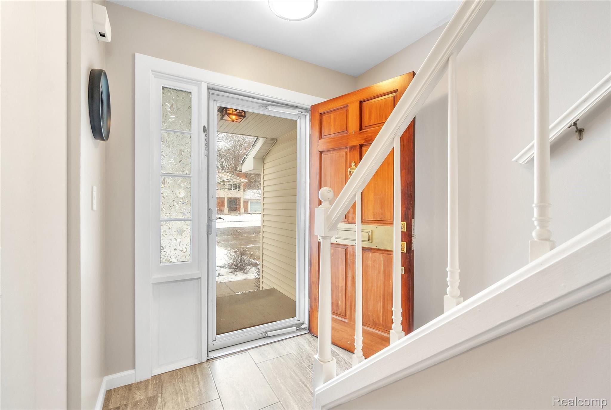 11117 Old Bridge Road Grand Blanc, MI 48439 - Photo 6 of 46 06-11117-Old-Bridge-Rd-WindowStill-Real-Estate-Photography-6.jpg
