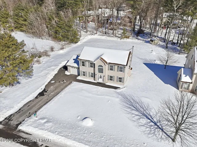 $559,000 | 136 Kimberly Drive, Blakeslee, PA 18610