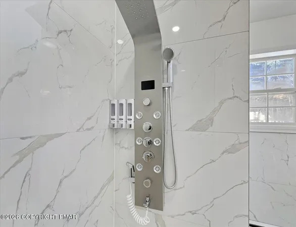 $559,000 | 136 Kimberly Drive, Blakeslee, PA 18610