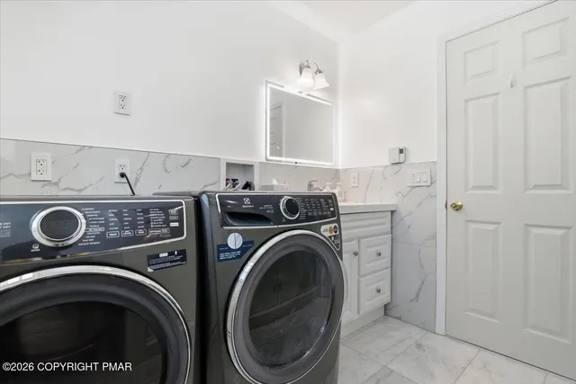 $559,000 | 136 Kimberly Drive, Blakeslee, PA 18610