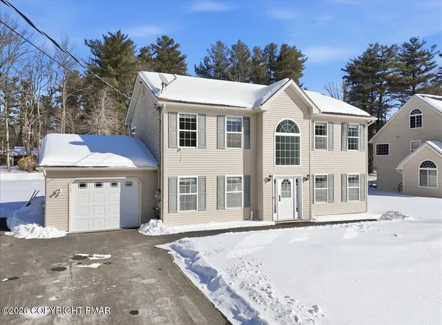 $559,000 | 136 Kimberly Drive, Blakeslee, PA 18610