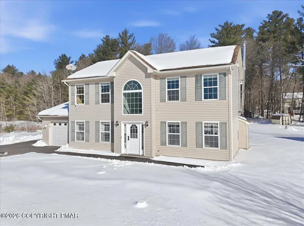 $559,000 | 136 Kimberly Drive, Blakeslee, PA 18610