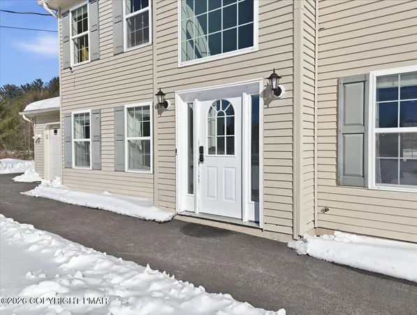 $559,000 | 136 Kimberly Drive, Blakeslee, PA 18610