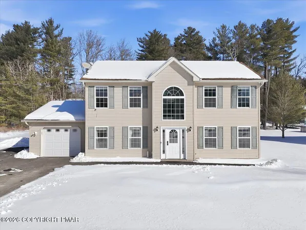 $559,000 | 136 Kimberly Drive, Blakeslee, PA 18610