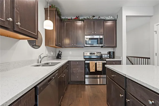 $335,000 | 12894 West 93rd Street, Lenexa, KS 66215