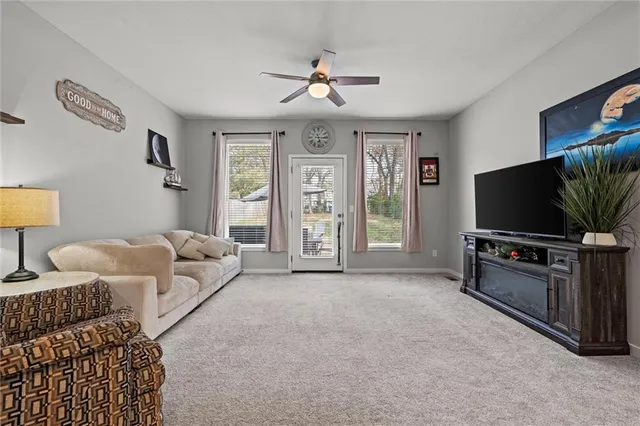 $335,000 | 12894 West 93rd Street, Lenexa, KS 66215