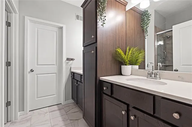 $335,000 | 12894 West 93rd Street, Lenexa, KS 66215