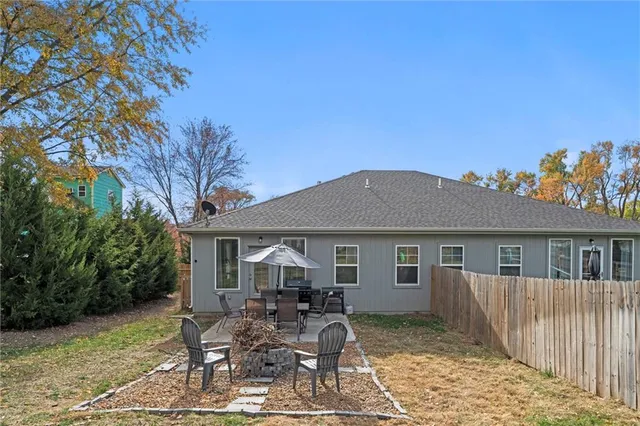 $335,000 | 12894 West 93rd Street, Lenexa, KS 66215