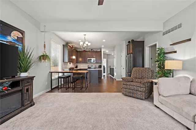 $335,000 | 12894 West 93rd Street, Lenexa, KS 66215