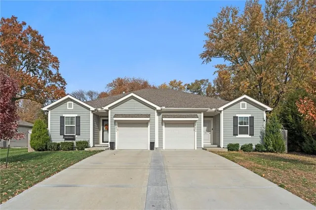 $335,000 | 12894 West 93rd Street, Lenexa, KS 66215