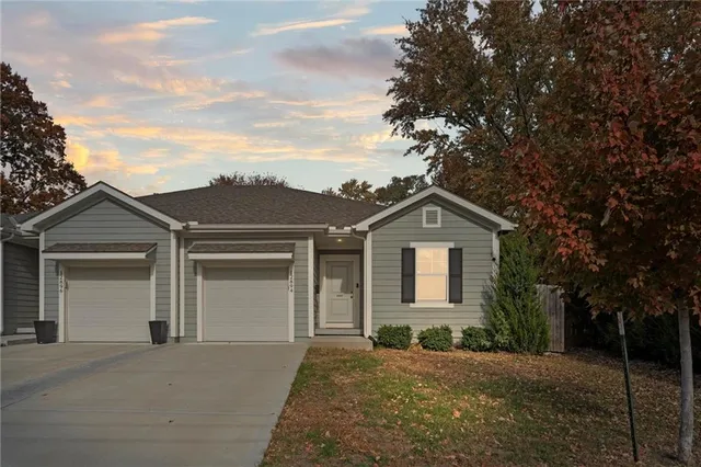 $335,000 | 12894 West 93rd Street, Lenexa, KS 66215