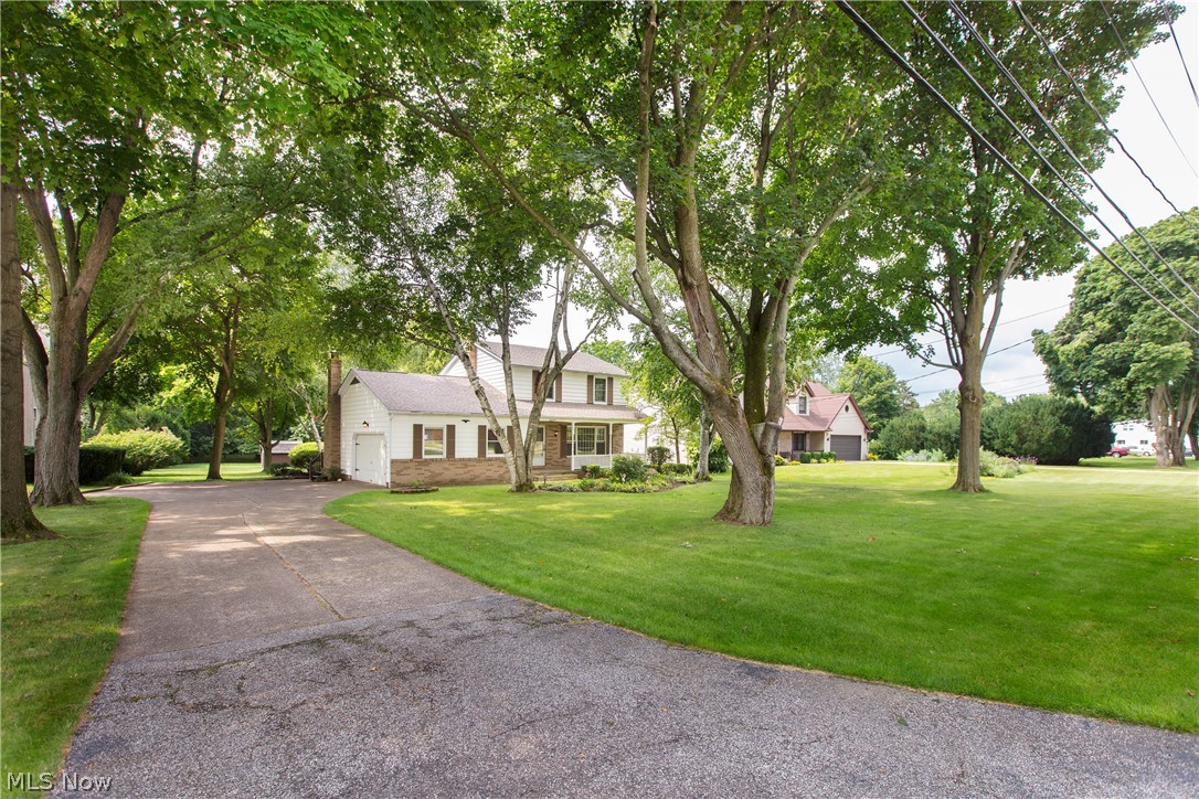 26005 Kennedy Ridge Road North Olmsted, OH 44070 - Photo 5 of 35 Gallery Image 5