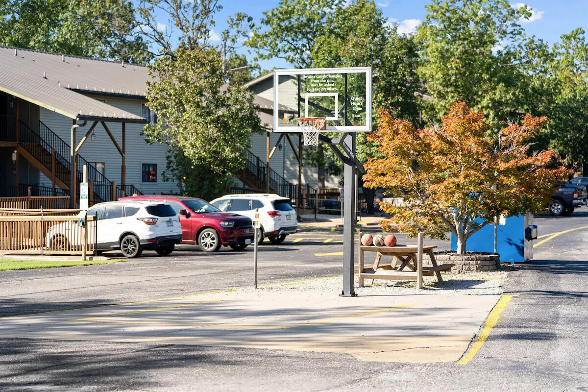 412 Notch Lane, Unit 1 Reeds Spring, MO 65737 - Photo 29 of 51 Notch Basketball