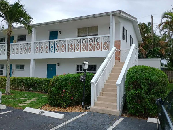 $220,000 | 5505 North Ocean Boulevard, Unit 6206, Ocean Ridge, FL 33435