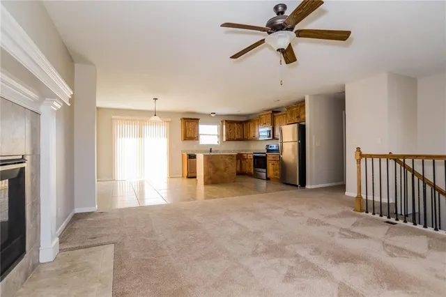 $2,215 | 501 Fall Meadow Lane, Belton, MO 64012