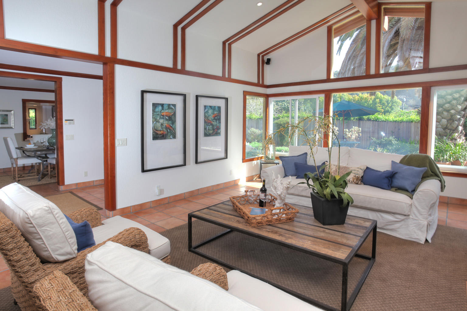 415 Alan Road Santa Barbara, CA 93109 - Photo 6 of 29 Living Room 3
