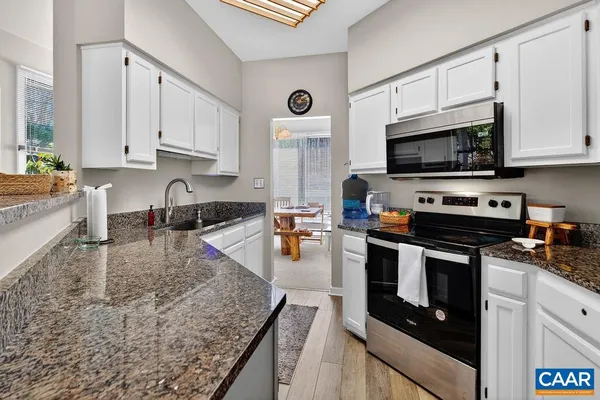 $375,000 | 24 Trillium Cl, Roseland, VA 22967