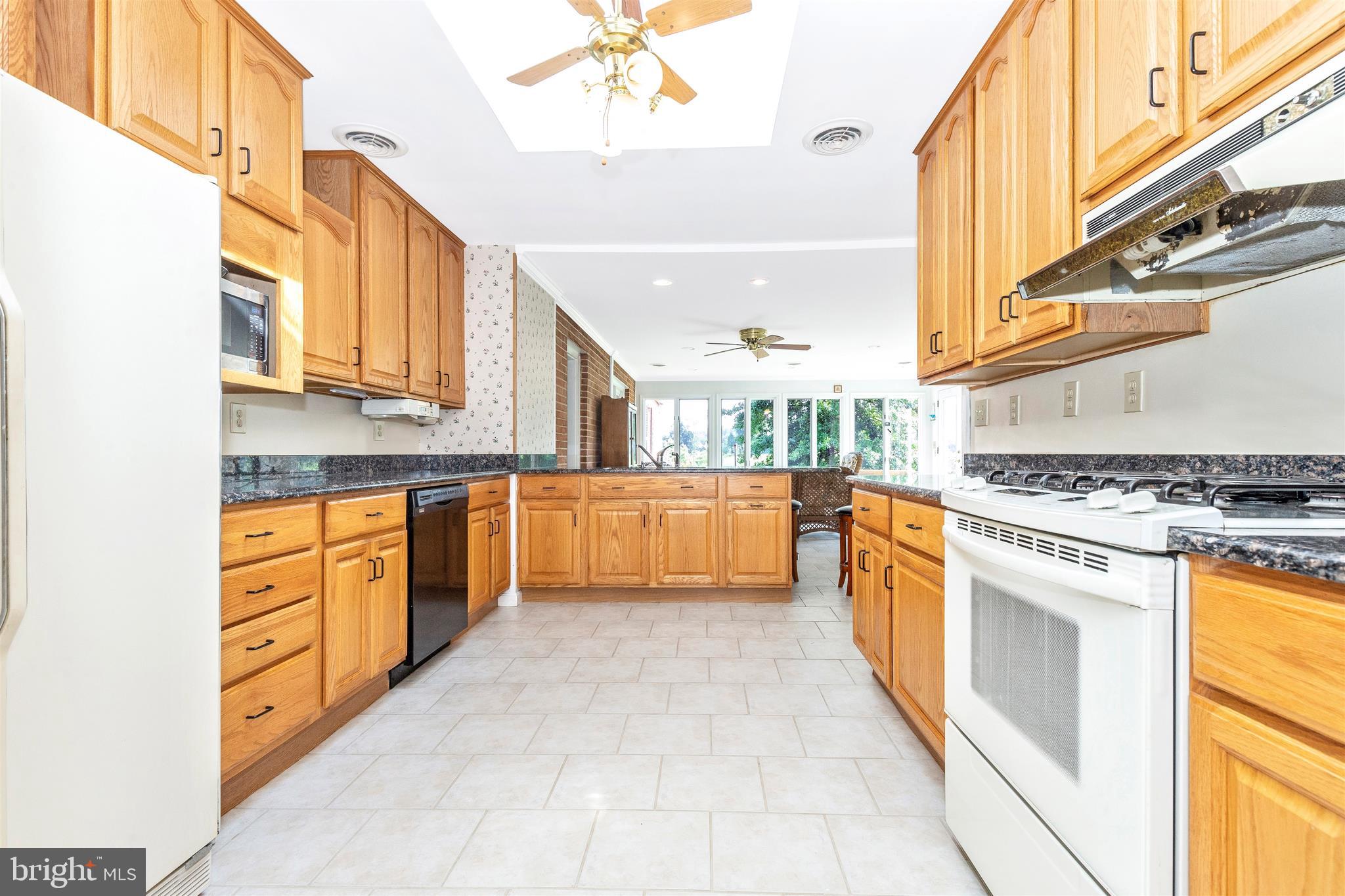 17201 West Old Baltimore Road Boyds, MD 20841 - Photo 10 of 132