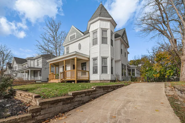 $329,900 | 417 Maple Street, Big Rapids, MI 49307