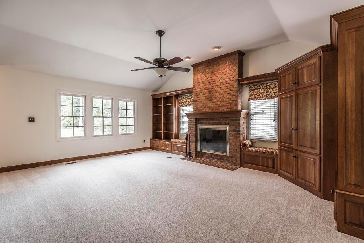 2466 Lytham Road Columbus, OH 43220 - Photo 13 of 46 Gallery Image 13