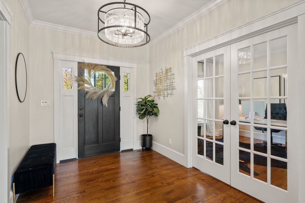 810 North Street Walpole, MA 02081 - Photo 16 of 41