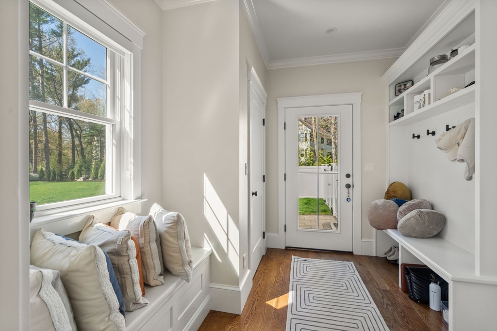 810 North Street Walpole, MA 02081 - Photo 19 of 41