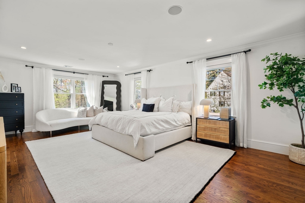 810 North Street Walpole, MA 02081 - Photo 25 of 41