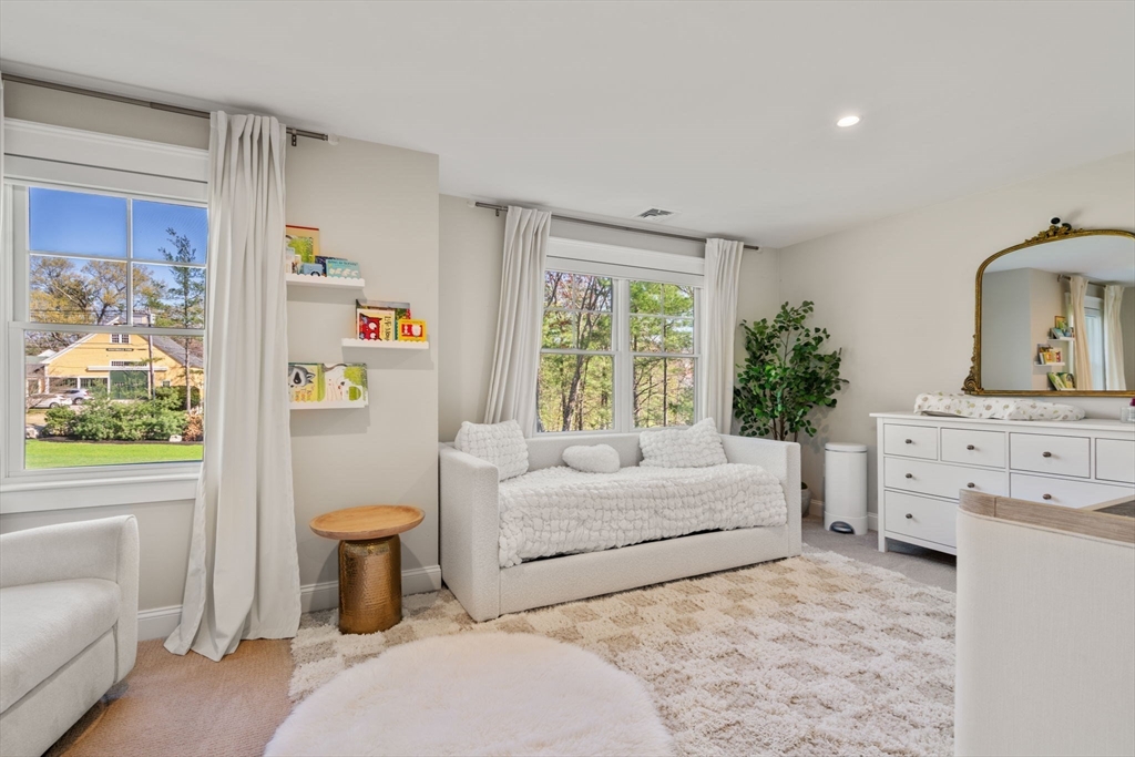 810 North Street Walpole, MA 02081 - Photo 29 of 41