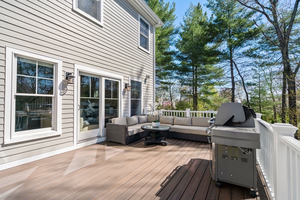 810 North Street Walpole, MA 02081 - Photo 38 of 41