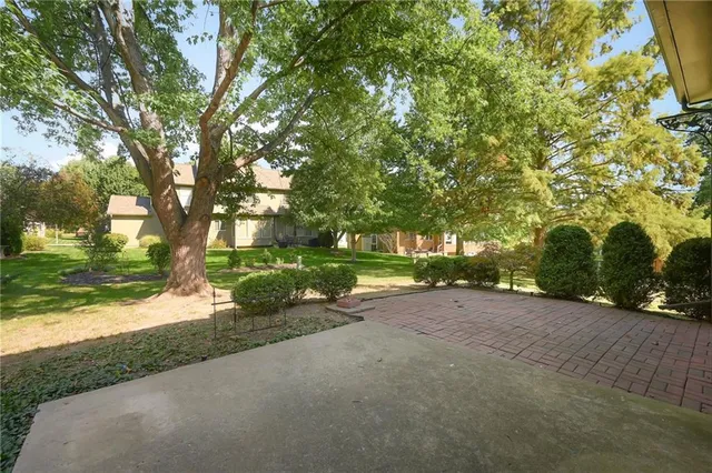 $580,000 | 5206 Round Prairie Street, Shawnee, KS 66226