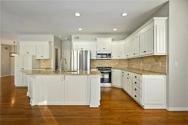 $580,000 | 5206 Round Prairie Street, Shawnee, KS 66226