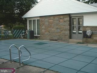 7761 Bennett Road Wyncote, PA 19095 - Photo 2 of 4 Gallery Image 2