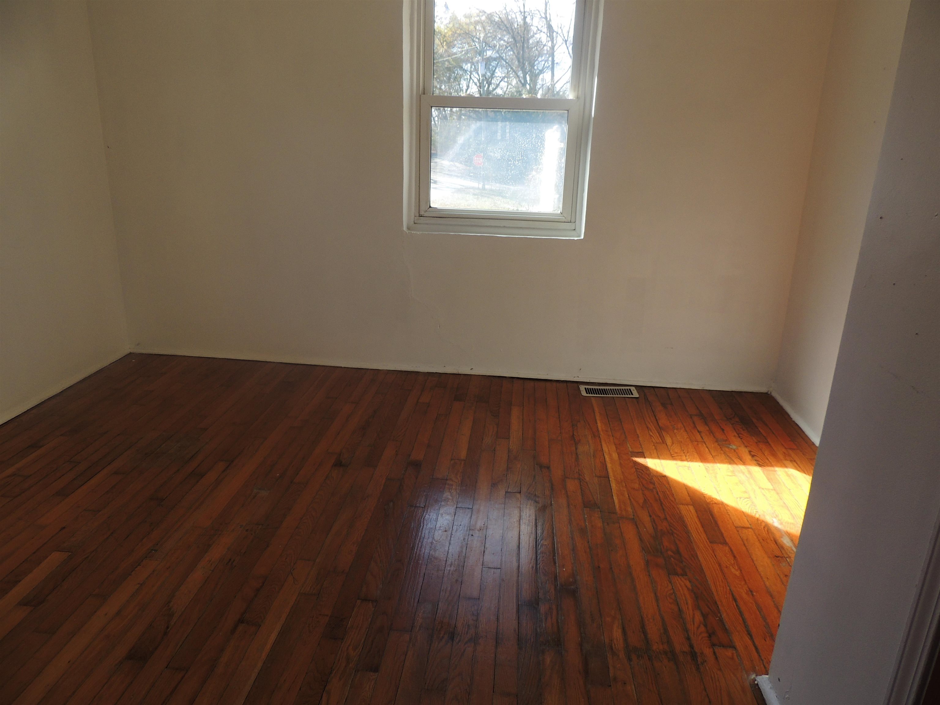 4 South Humphrey Street Inman, SC 29349 - Photo 8 of 10